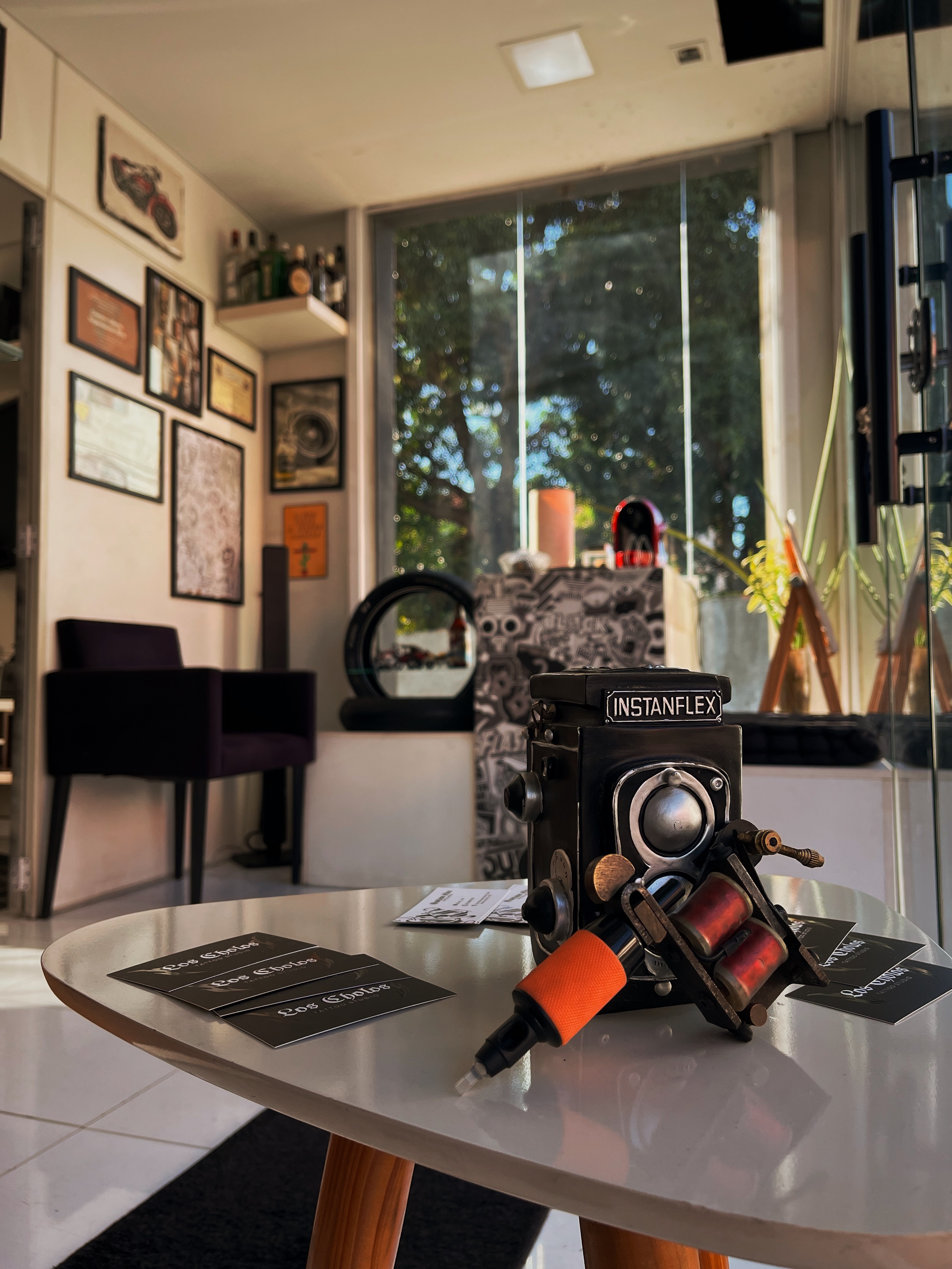 Espaço de atendimento no Los Cholos Tattoo, em Belo Horizonte